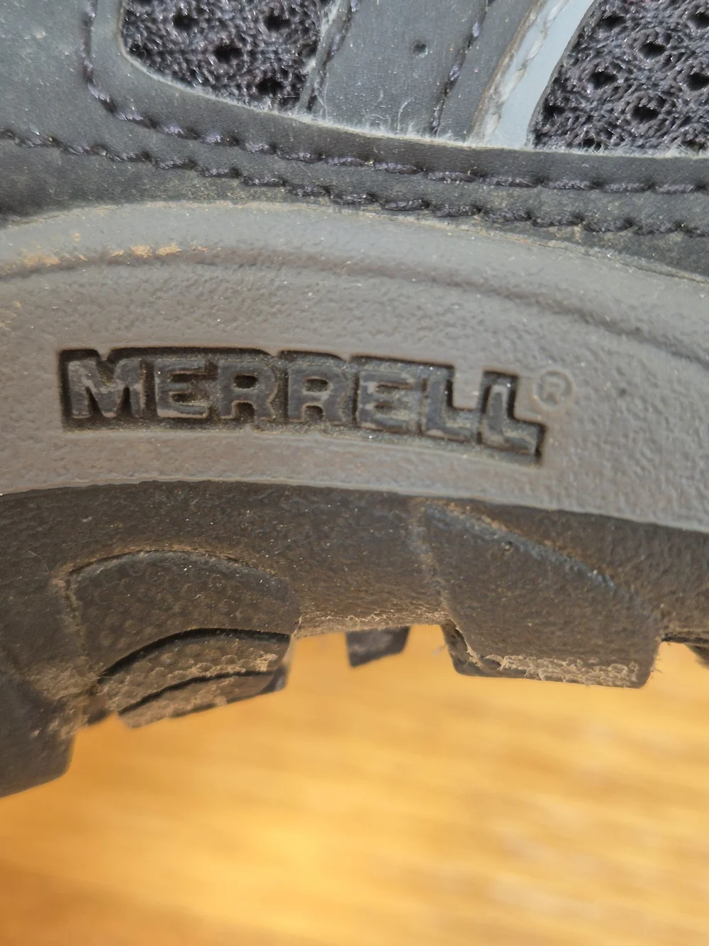 Merrell Oakcreek Mid Lace Waterproof Hiking Boots Black 11.5 Toddler EUC